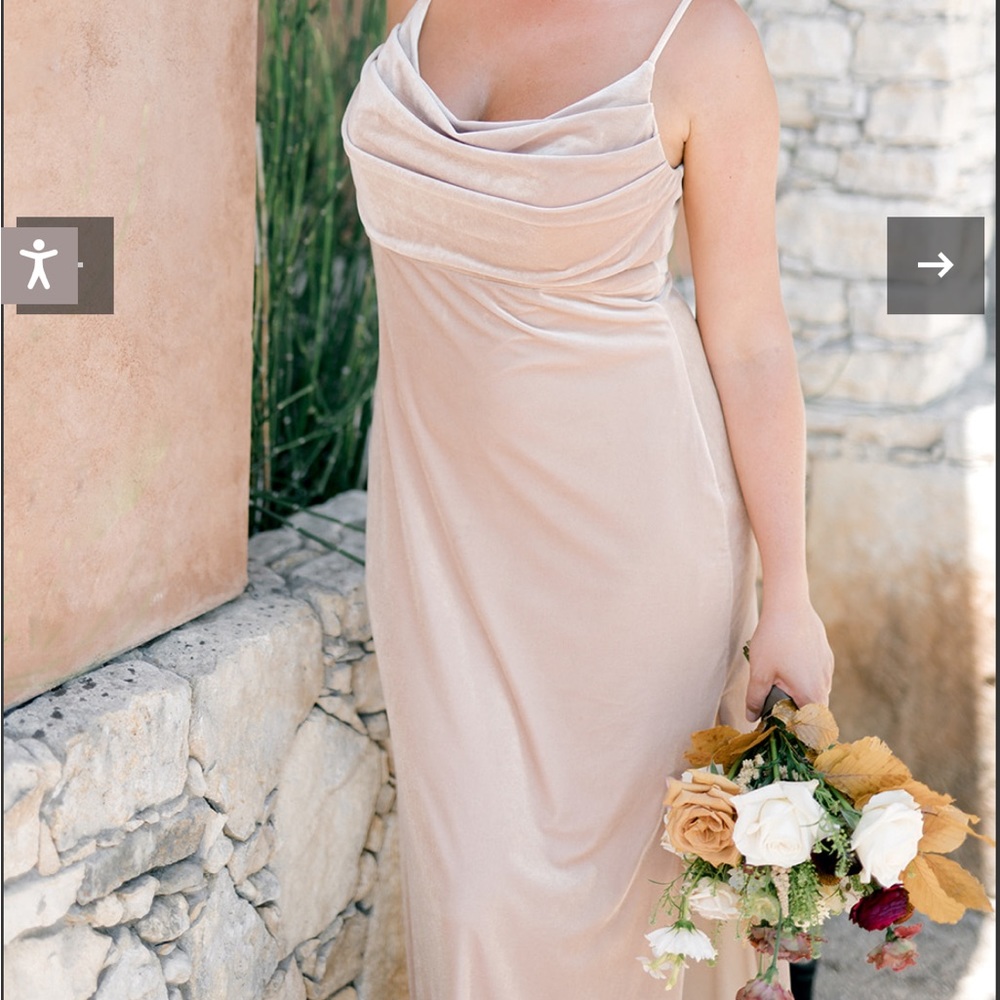 Revelry velvet Skye bridesmaid dress *champagne*